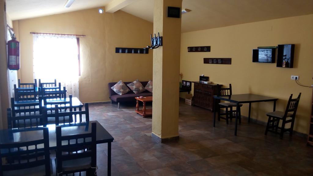 Albergue La Canadilla Uña Exteriér fotografie